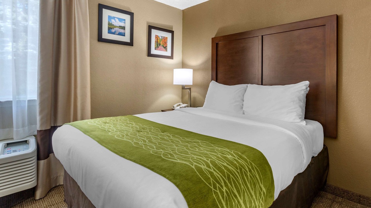 Photo of Others in Edison