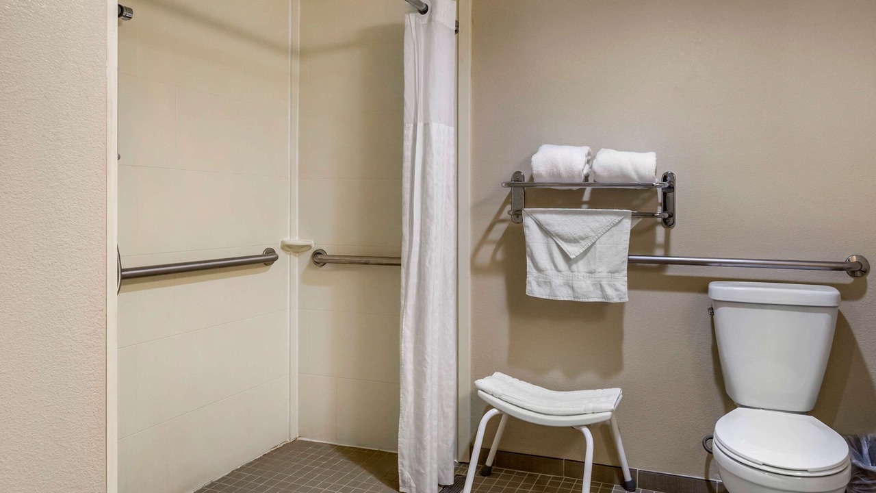 Photo of Others in Edison