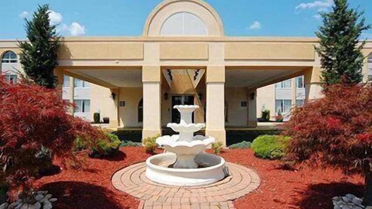 Photo of Others in Edison