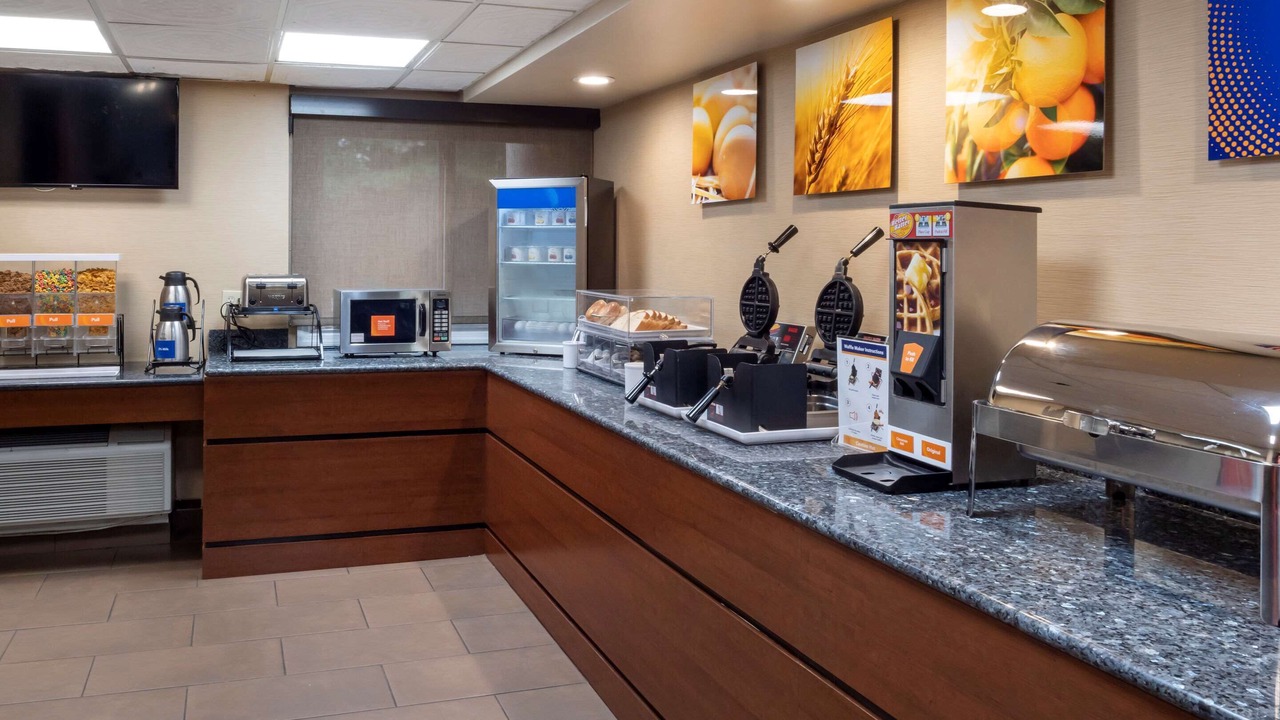 Photo of Others in Edison