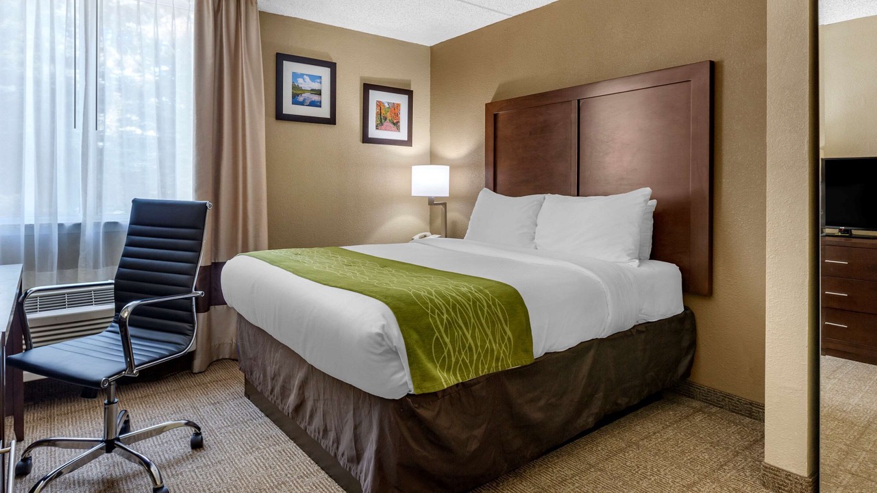 Photo of Others in Edison