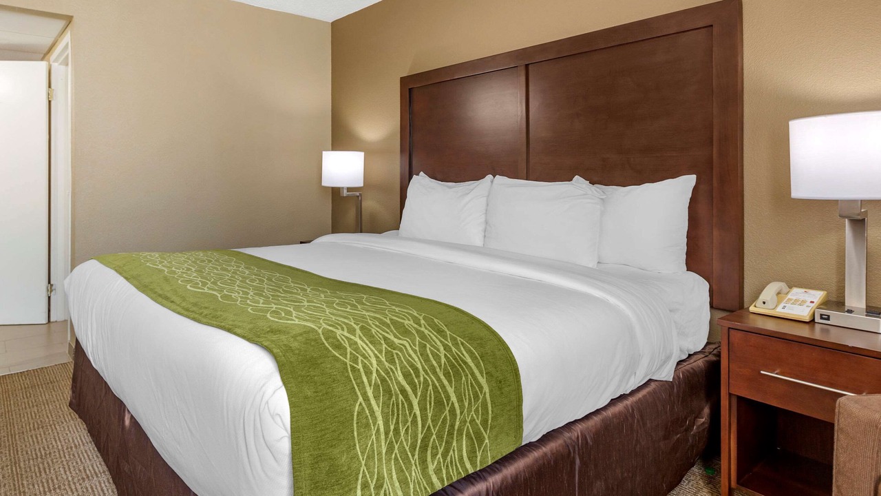 Photo of Bedroom in Edison