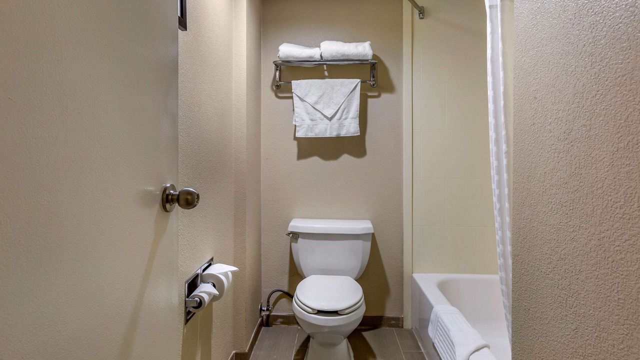 Photo of Others in Edison