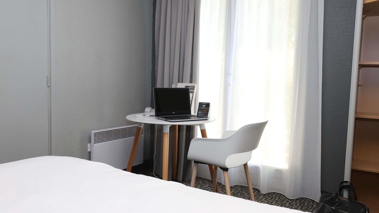 Photo of Bedroom in Egletons
