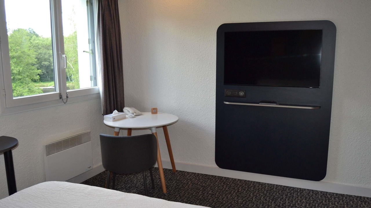 Photo of Bedroom in Egletons