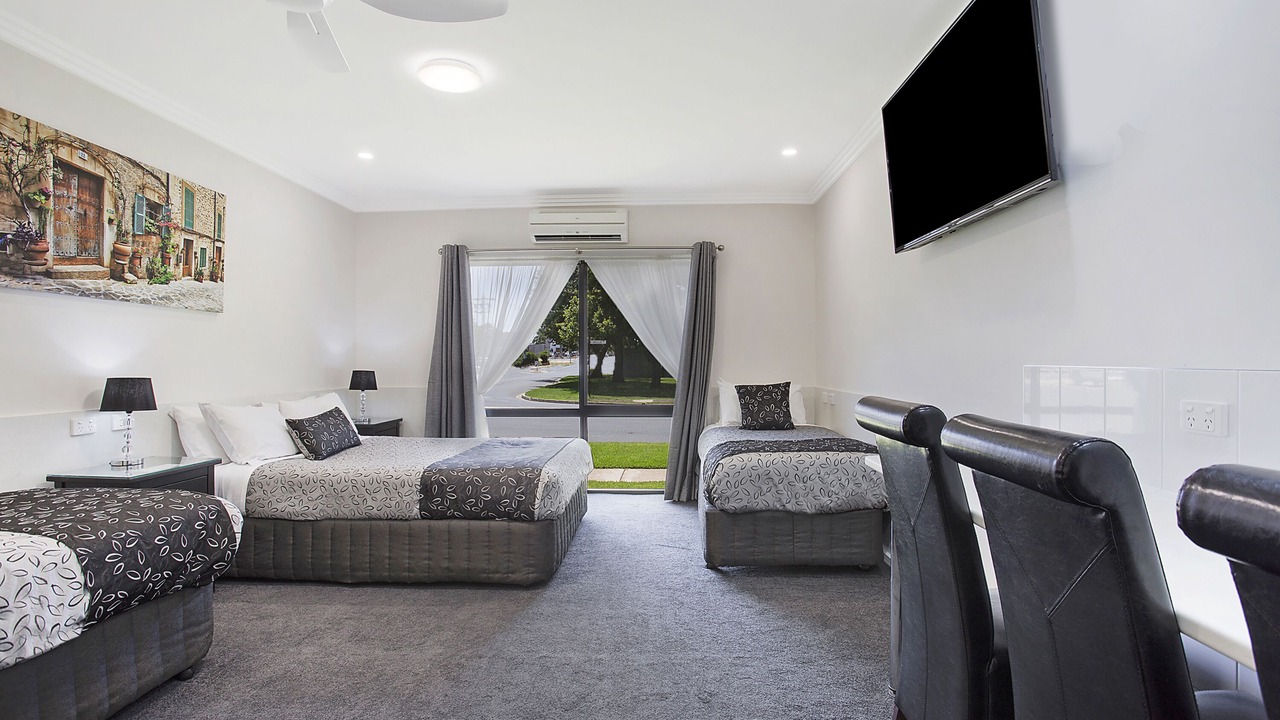 Photo of Livingroom in Horsham