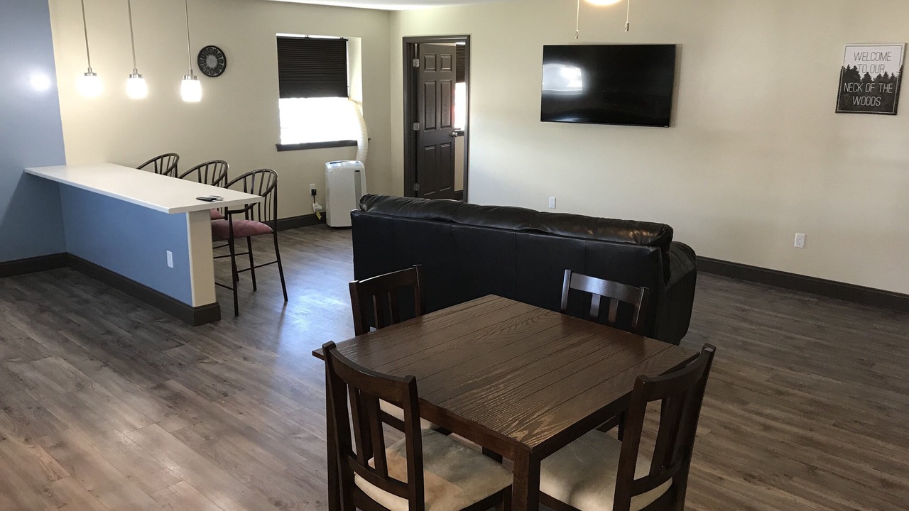 Photo of Livingroom in Sherman Station