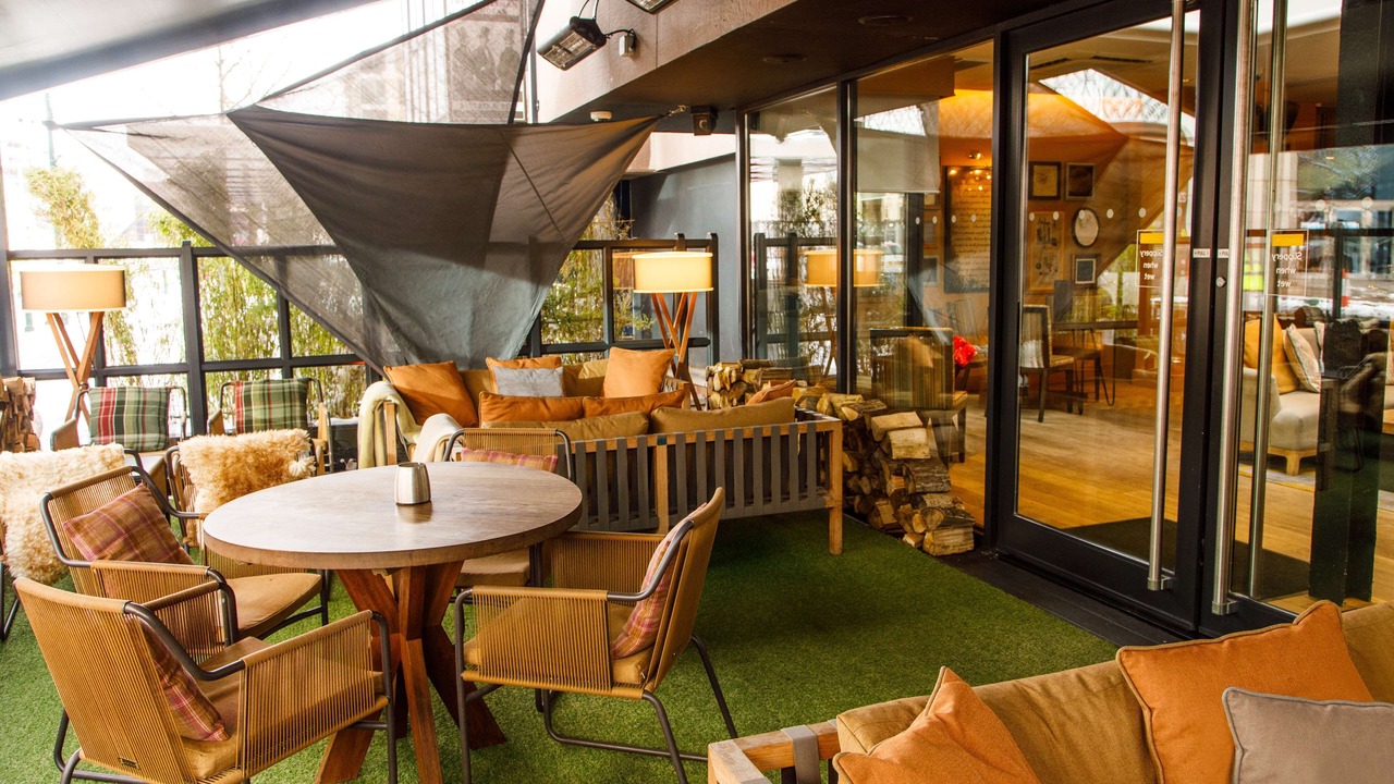 Photo of Others in Convention Quarter