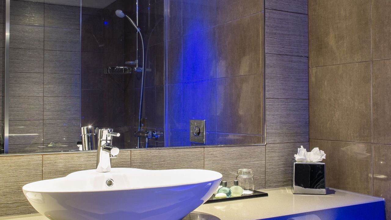 Photo of Bathroom in Lea Marston