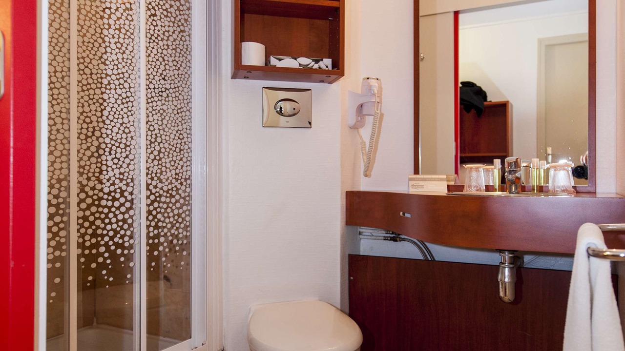 Photo of Bathroom in Le Passage