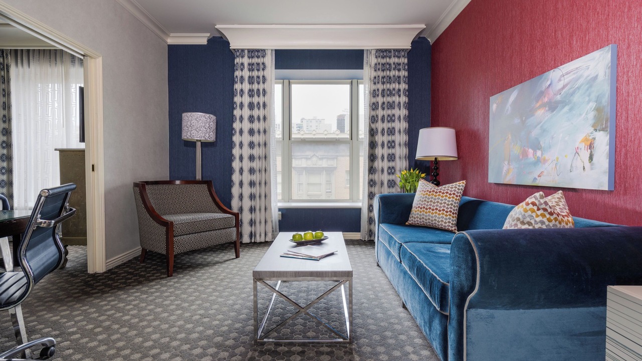 Photo of Bedroom in Theater District