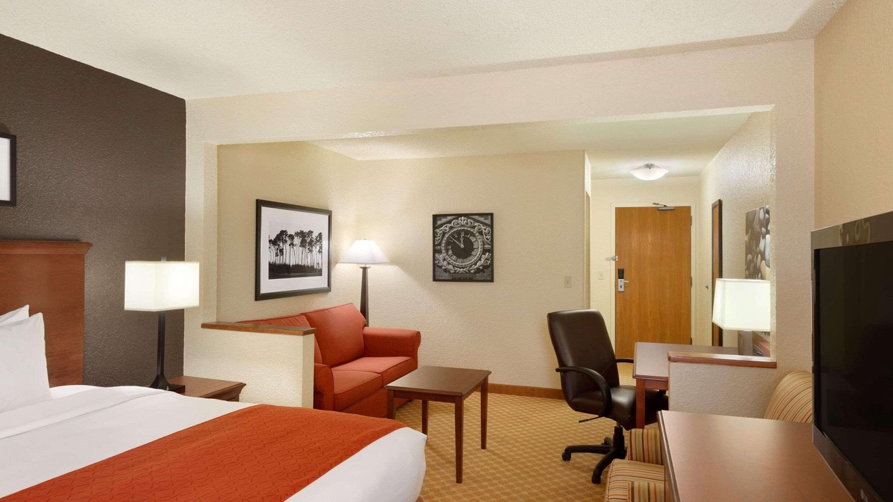 Photo of Bedroom in South Side