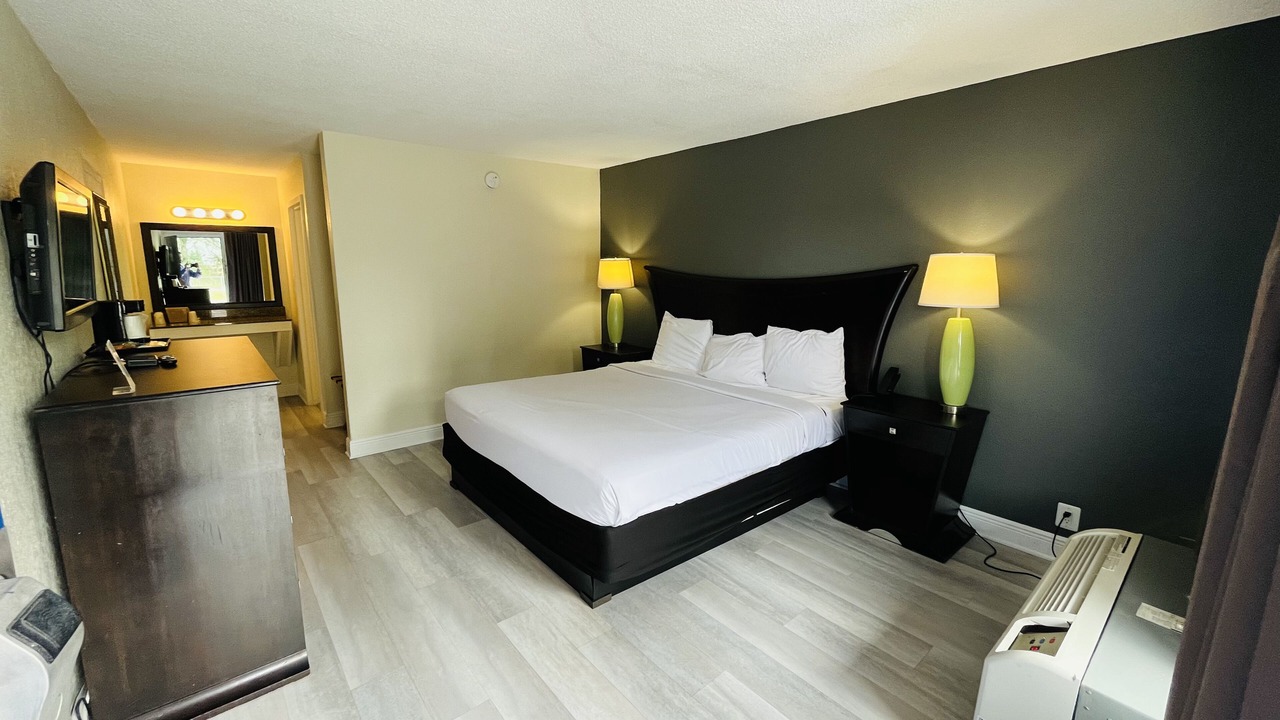 Photo of Bedroom in Silver Springs