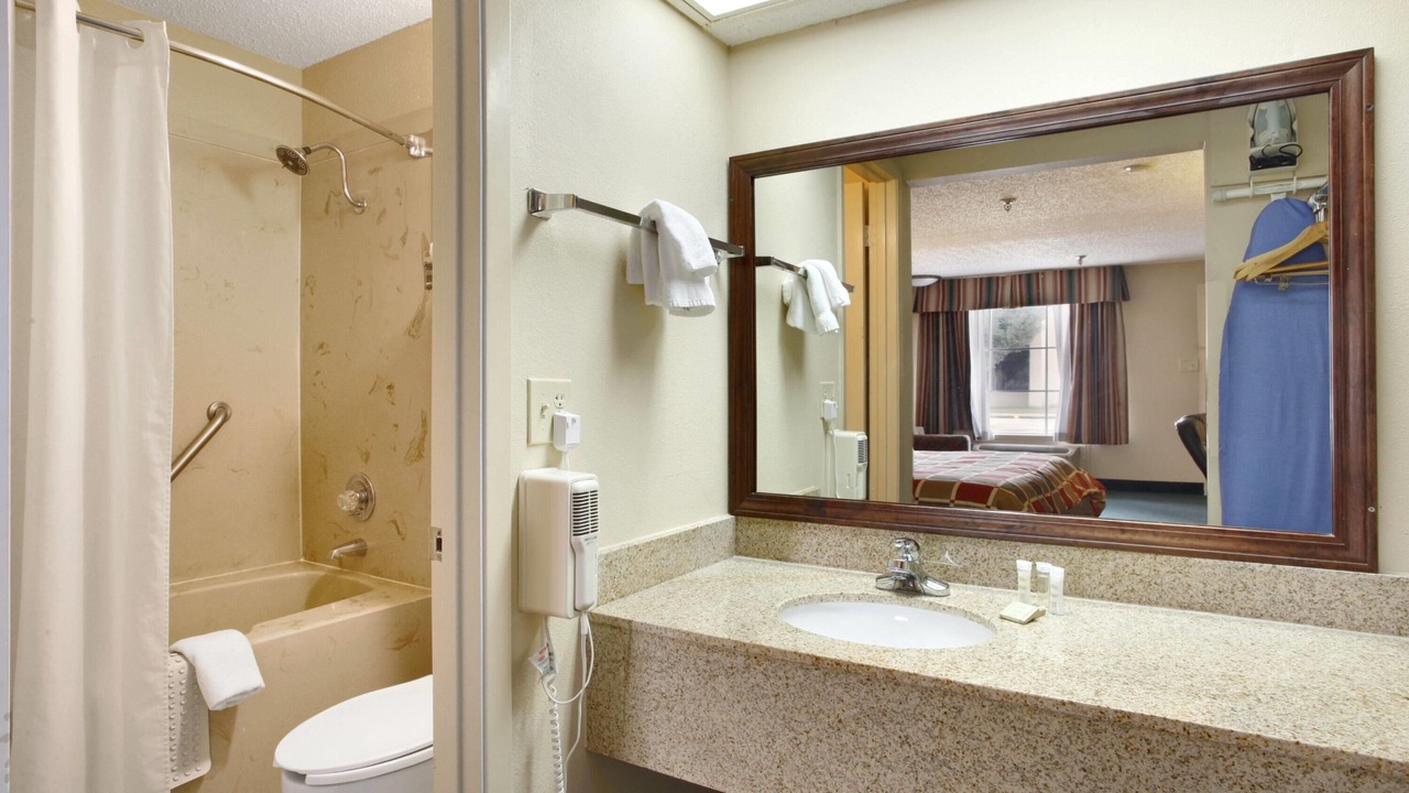 Photo of Bedroom in New Iberia