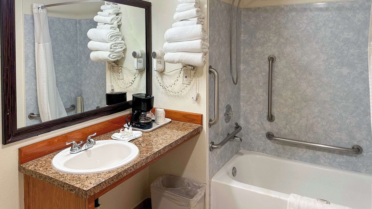 Photo of Bathroom in Edmonds