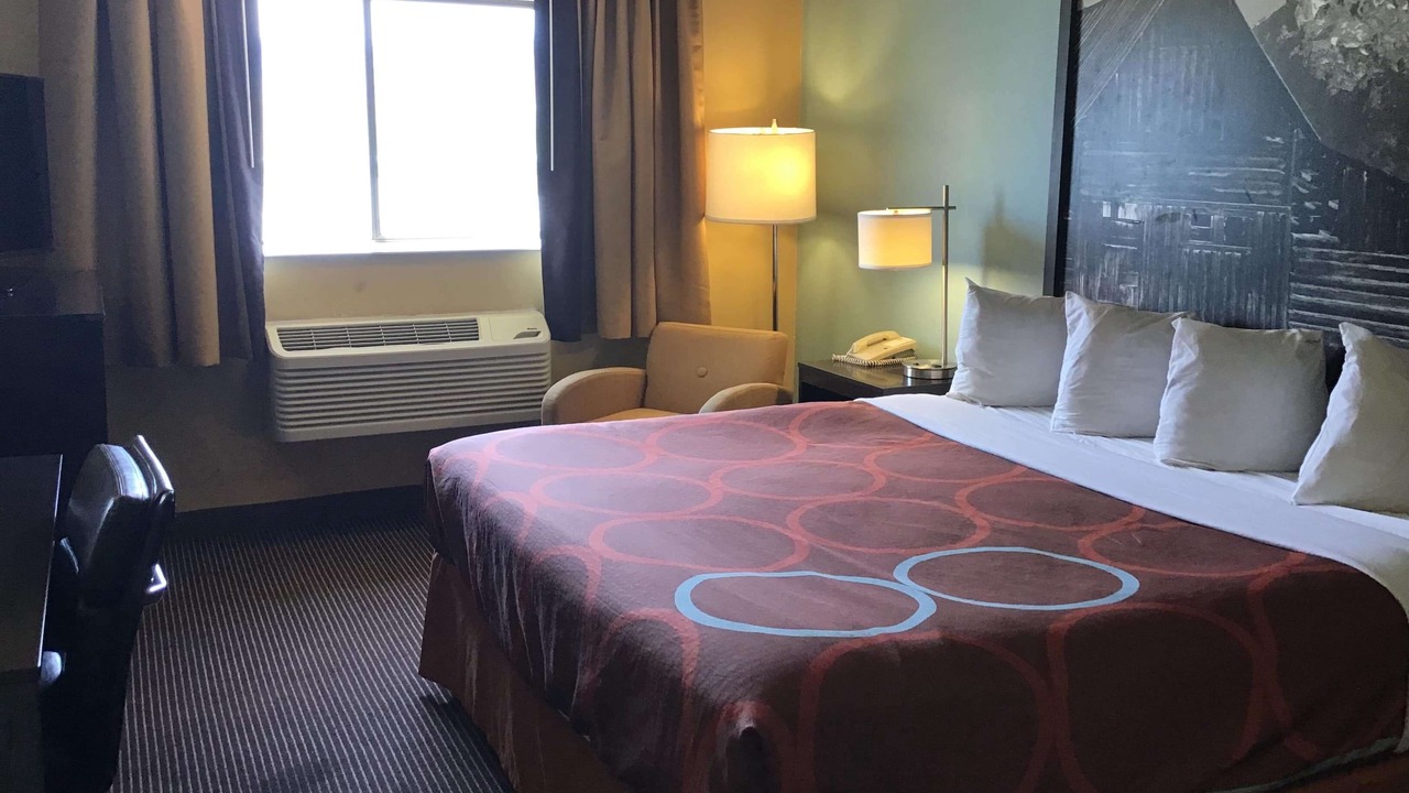 Photo of Bedroom in Evansville