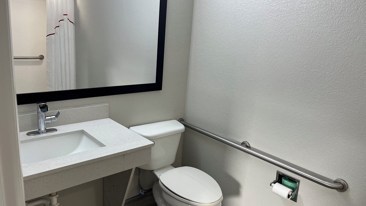 Photo of Bathroom in Rockingham
