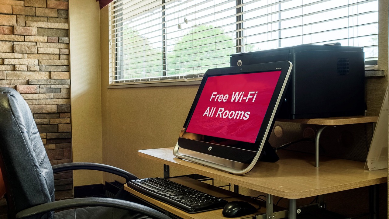 Photo of Others in Edison