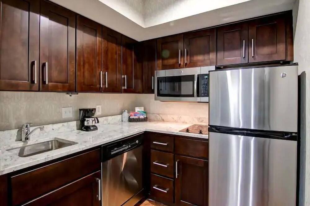 Photo of Kitchen in White Station