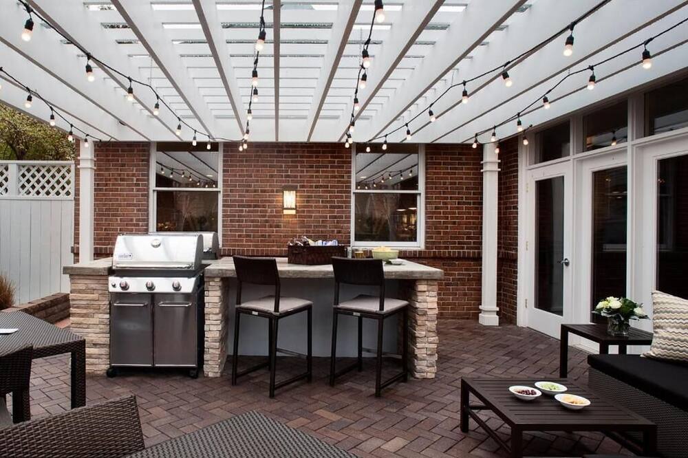 Photo of Patio Balcony in White Station