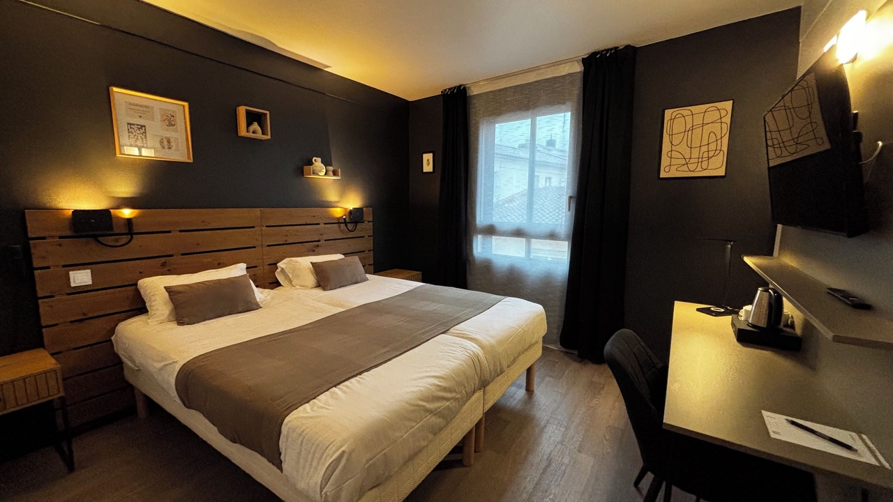 Photo of Bedroom in Cognac