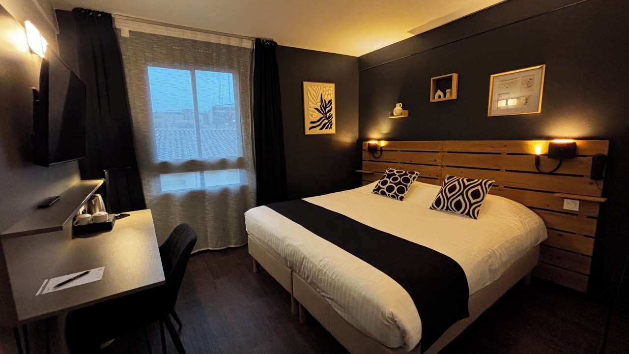Photo of Bedroom in Cognac