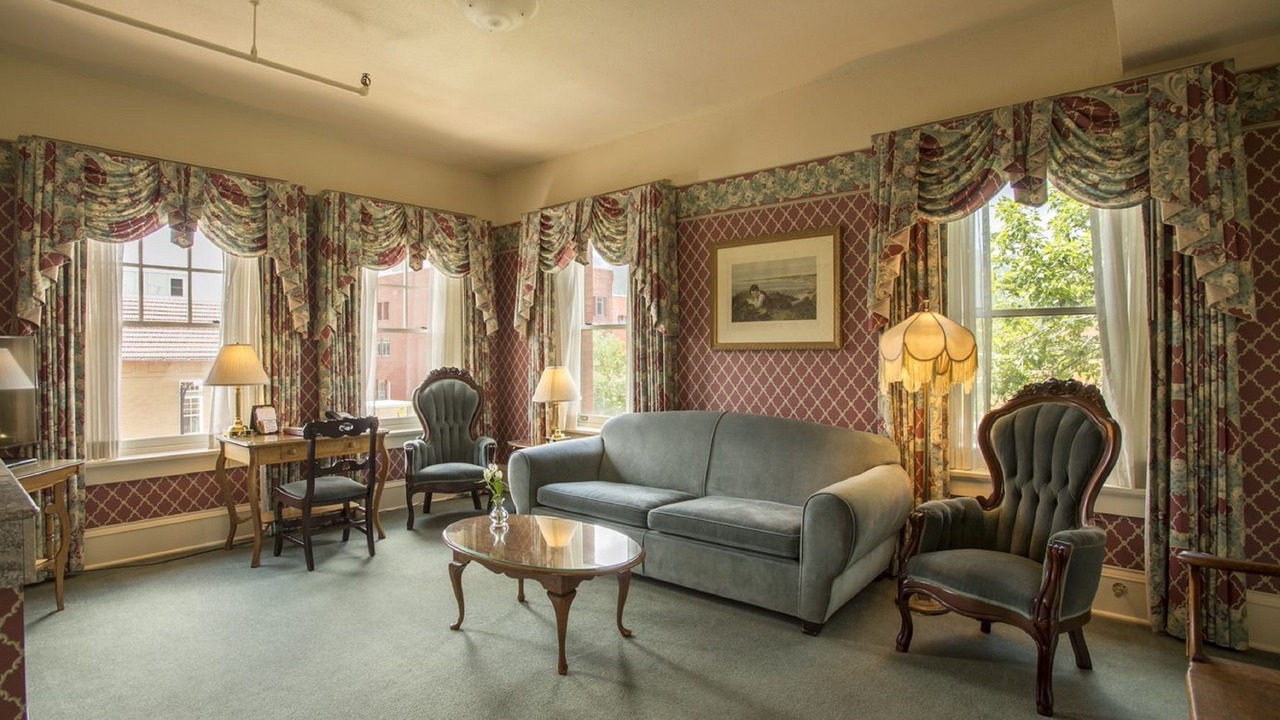 Photo of Bedroom in Central Boulder