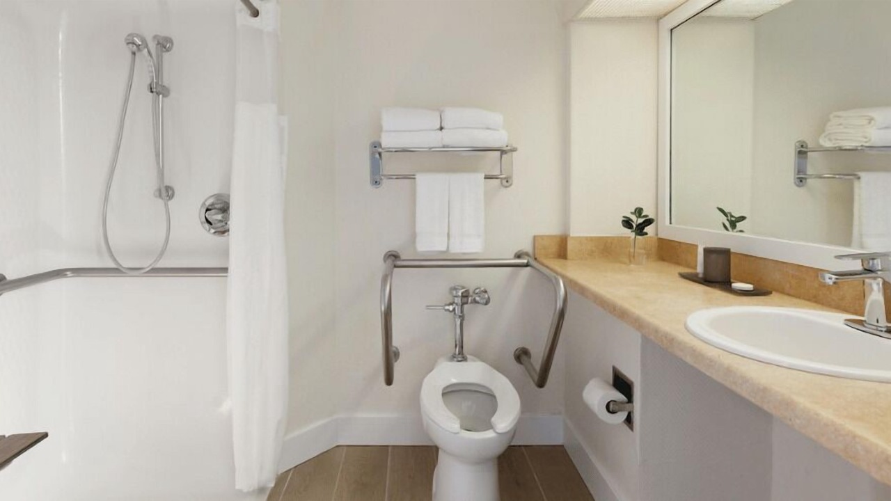 Photo of Bathroom in Pinellas Point