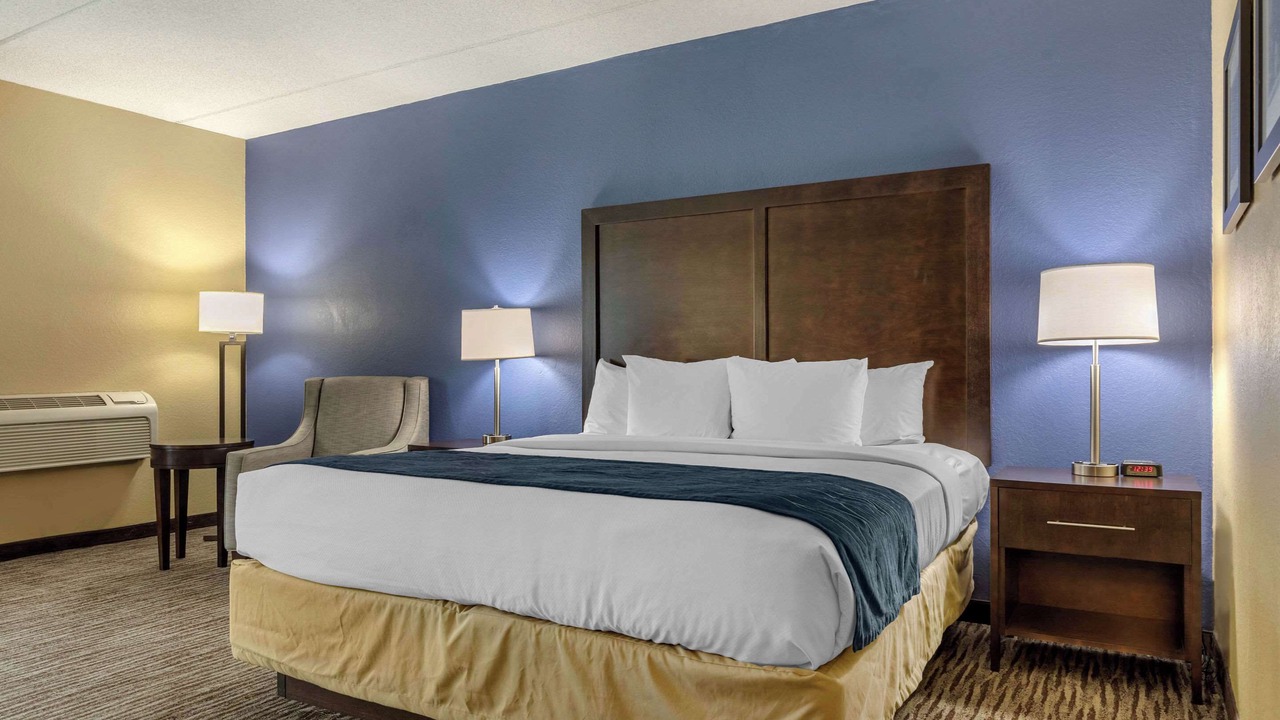 Photo of Bedroom in Arlington Heights