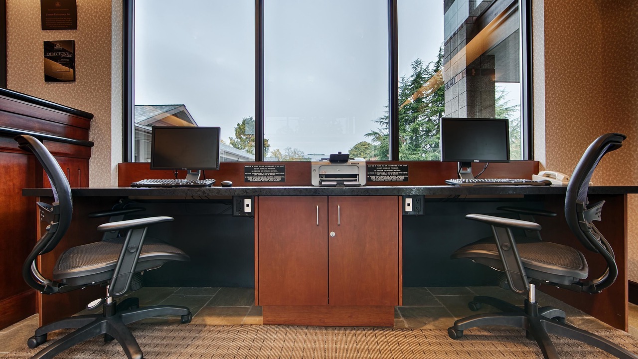 Photo of Others in Eugene