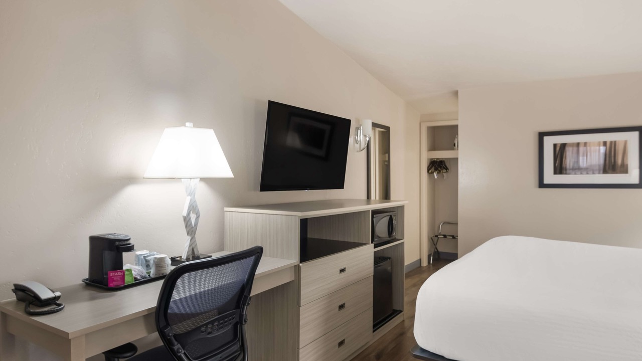 Photo of Others in Eugene