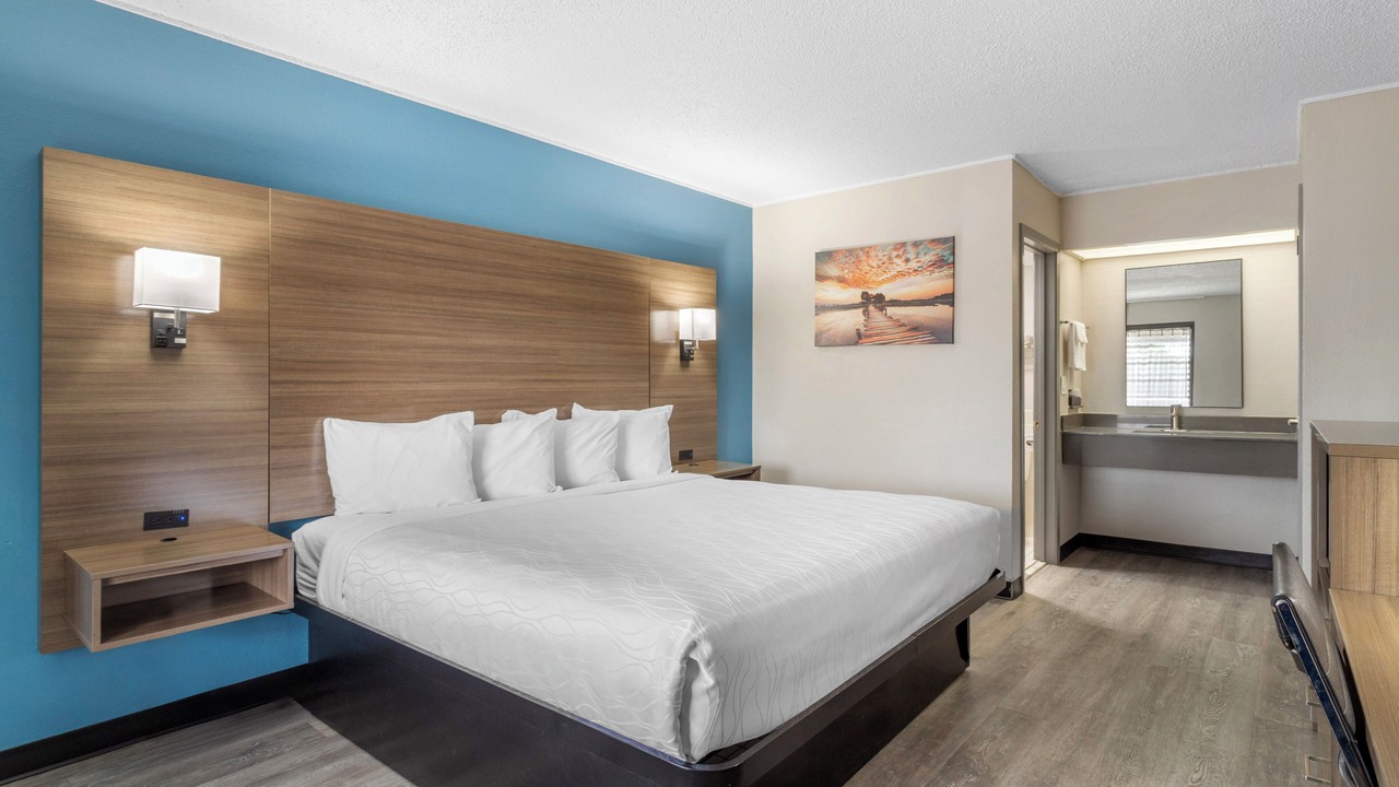 Photo of Bedroom in Victoria