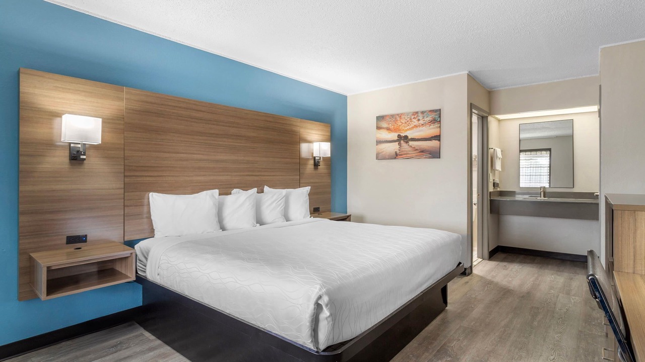 Photo of Bedroom in Victoria