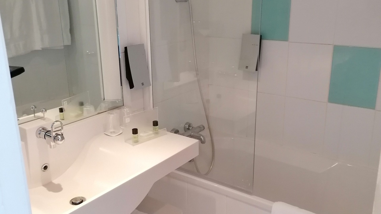 Photo of Bathroom in Englos
