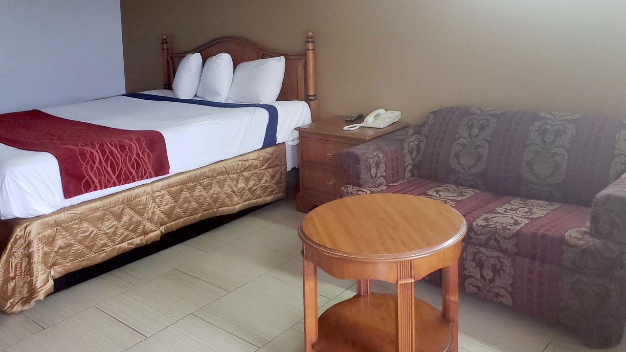 Photo of Bedroom in Alcoa