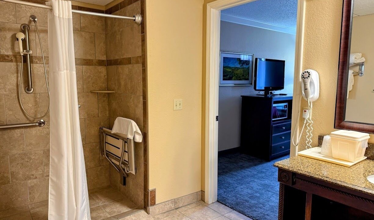 Photo of Bathroom in Eureka Springs Historic District