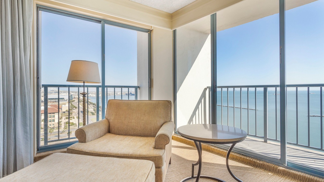 Photo of Bedroom in Central City