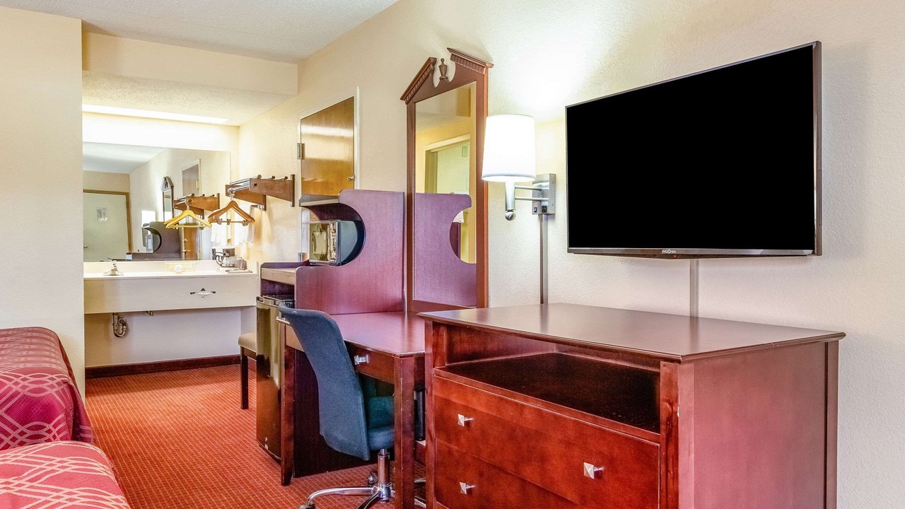 Photo of Bedroom in Rocky Top