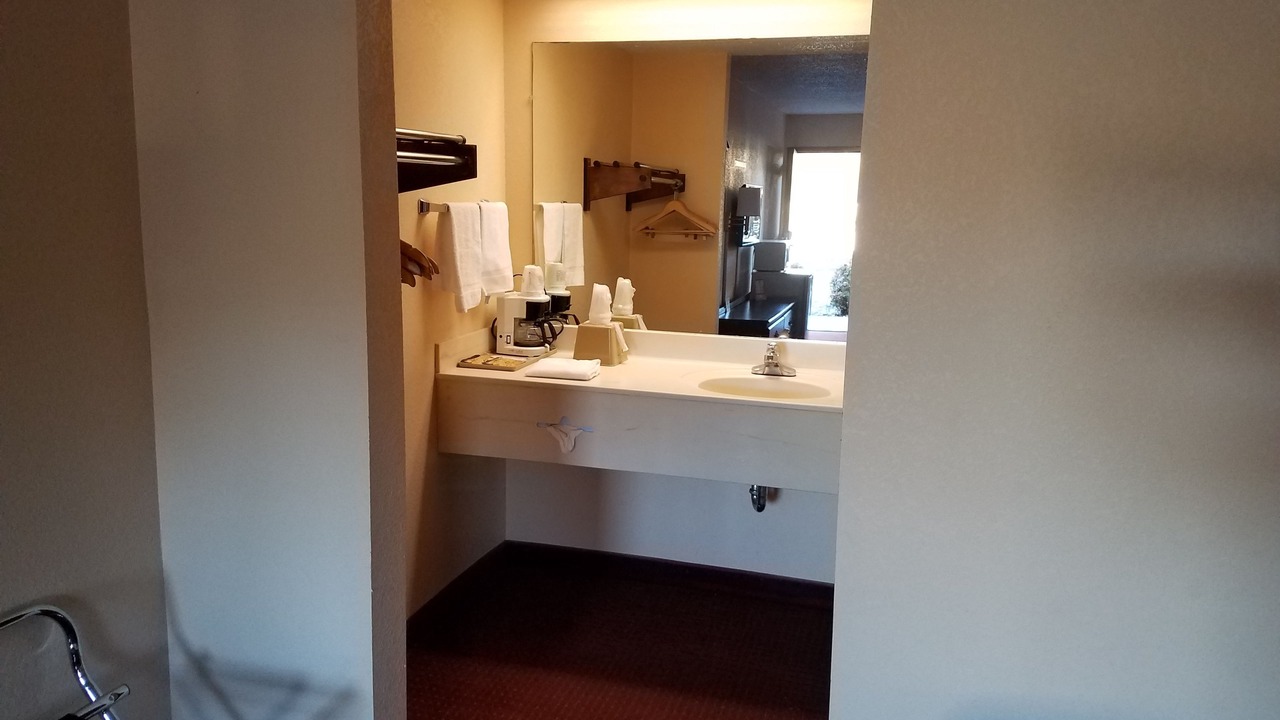 Photo of Bathroom in Rocky Top