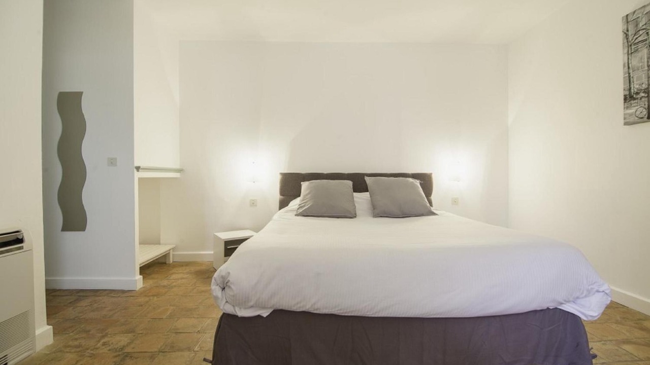 Photo of Bedroom in Bagnols-sur-Ceze