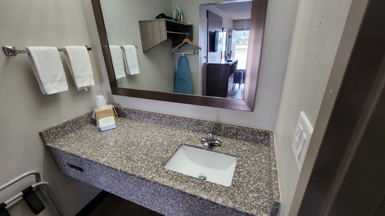 Photo of Others in Perry