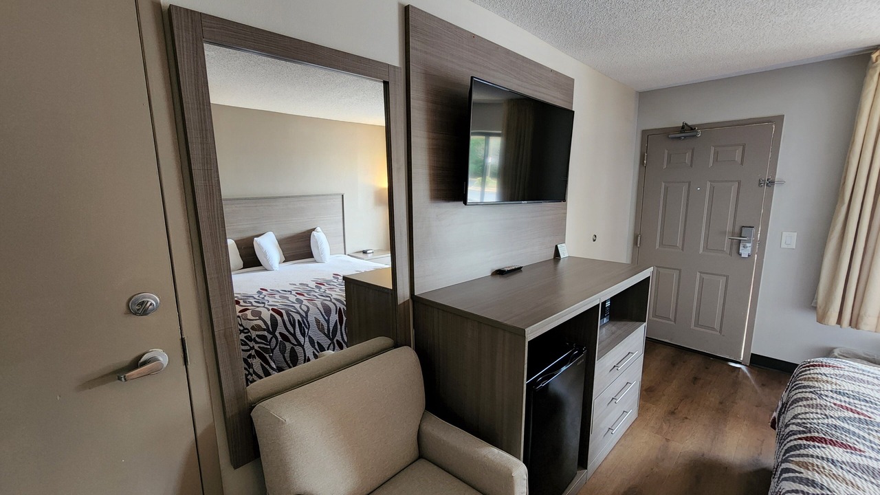 Photo of Others in Perry