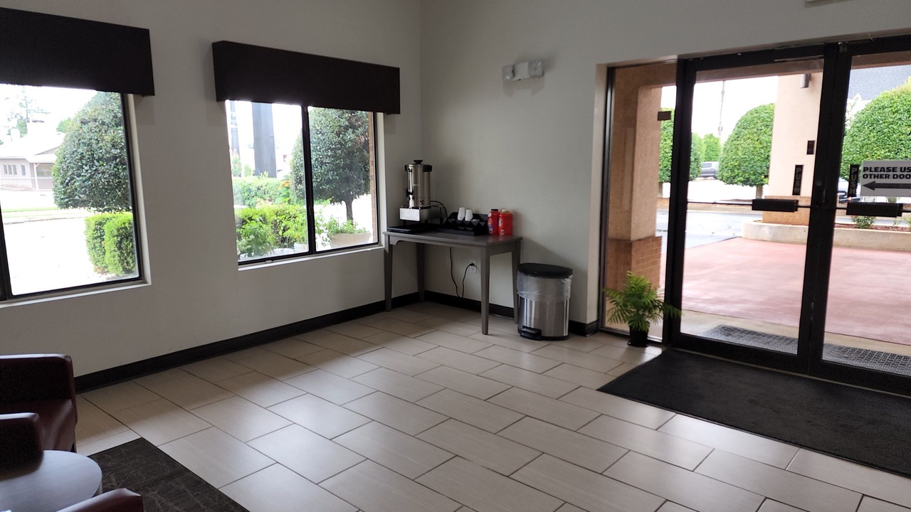 Photo of Livingroom in Perry