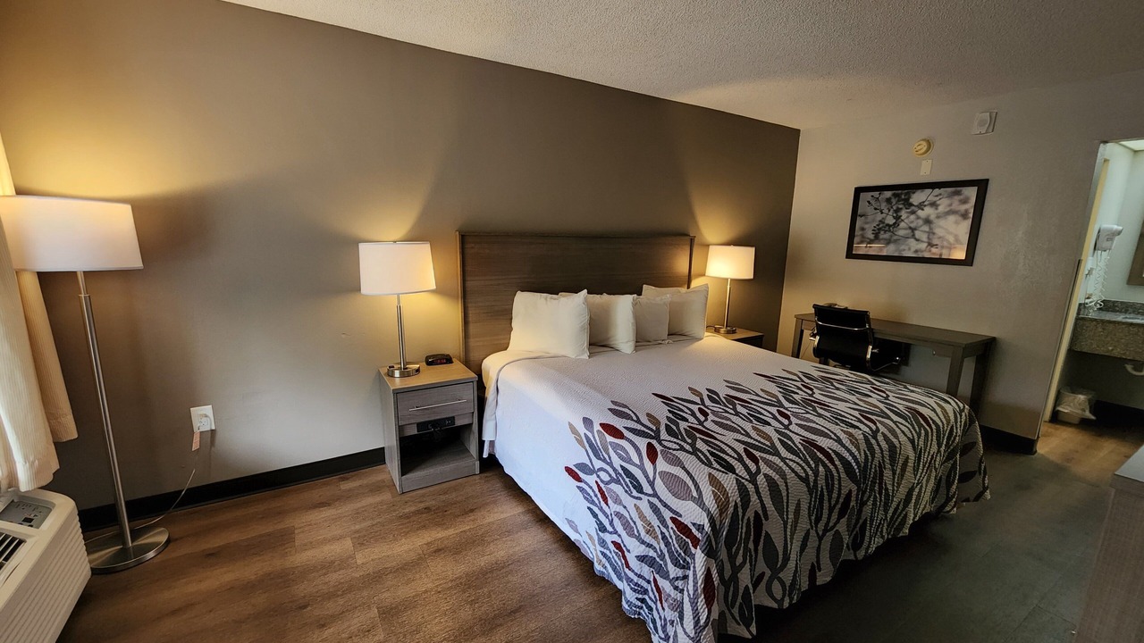 Photo of Bedroom in Perry