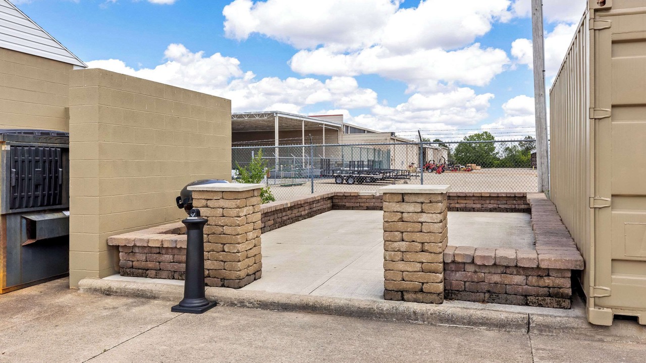 Photo of Others in Marion