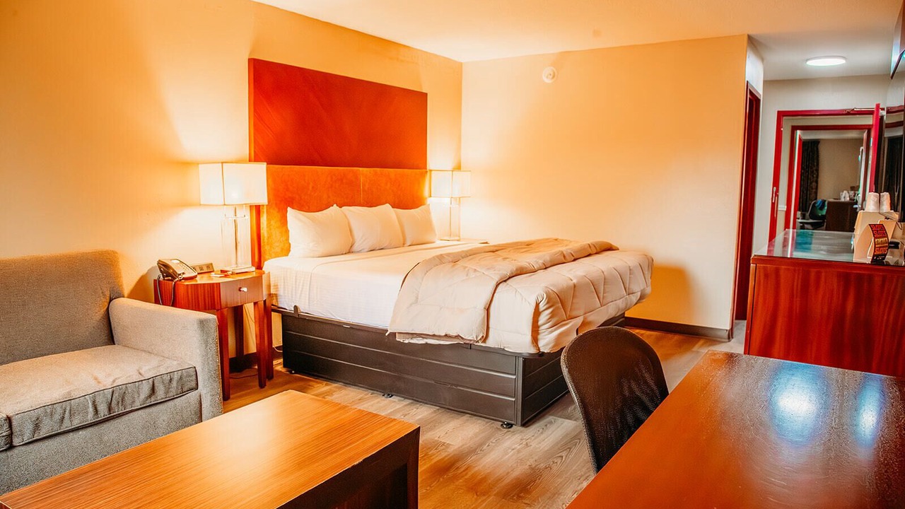 Photo of Bedroom in Benton