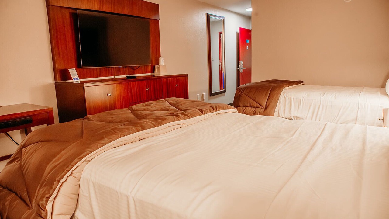 Photo of Bedroom in Benton