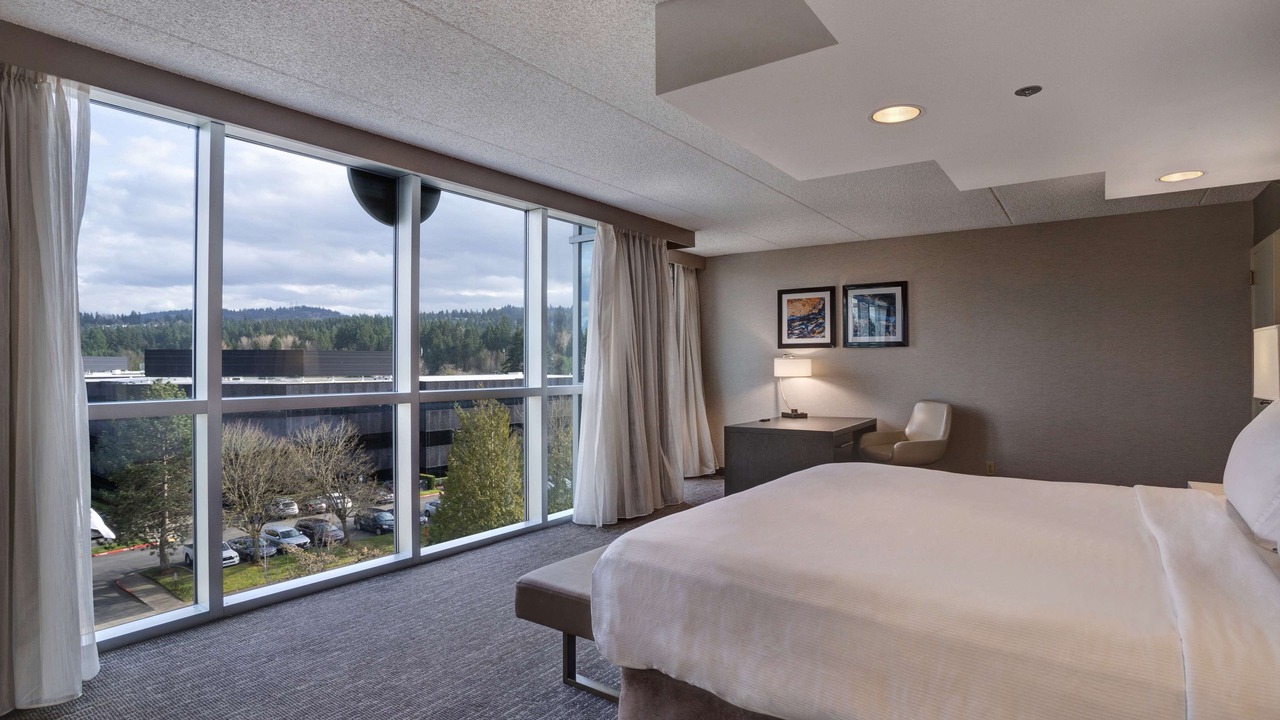 Photo of Bedroom in East Lake Hills