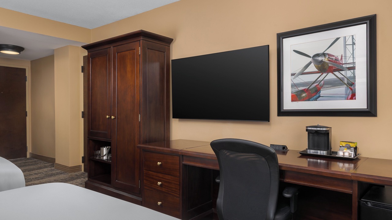Photo of Bedroom in Mount Saint Joseph