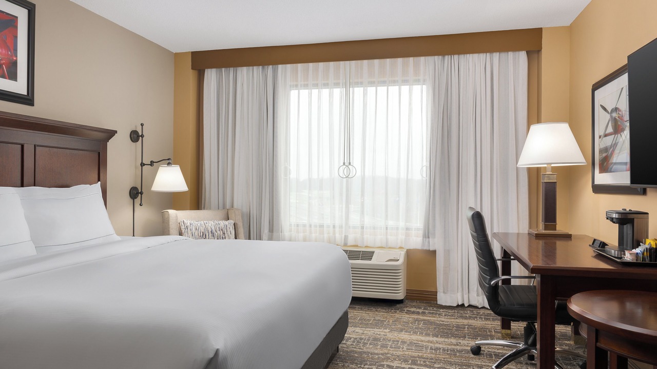 Photo of Bedroom in Mount Saint Joseph